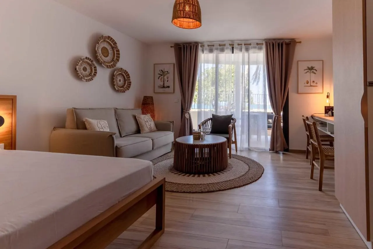 Apartment Spacious Studio With Pool And Beach In Orient Bay Cul de Sac Sint Maarten/Saint Martin
