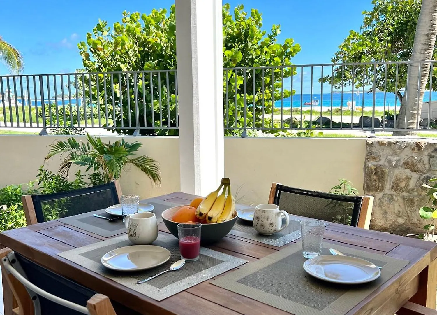 Apartment Spacious Studio With Pool And Beach In Orient Bay Cul de Sac