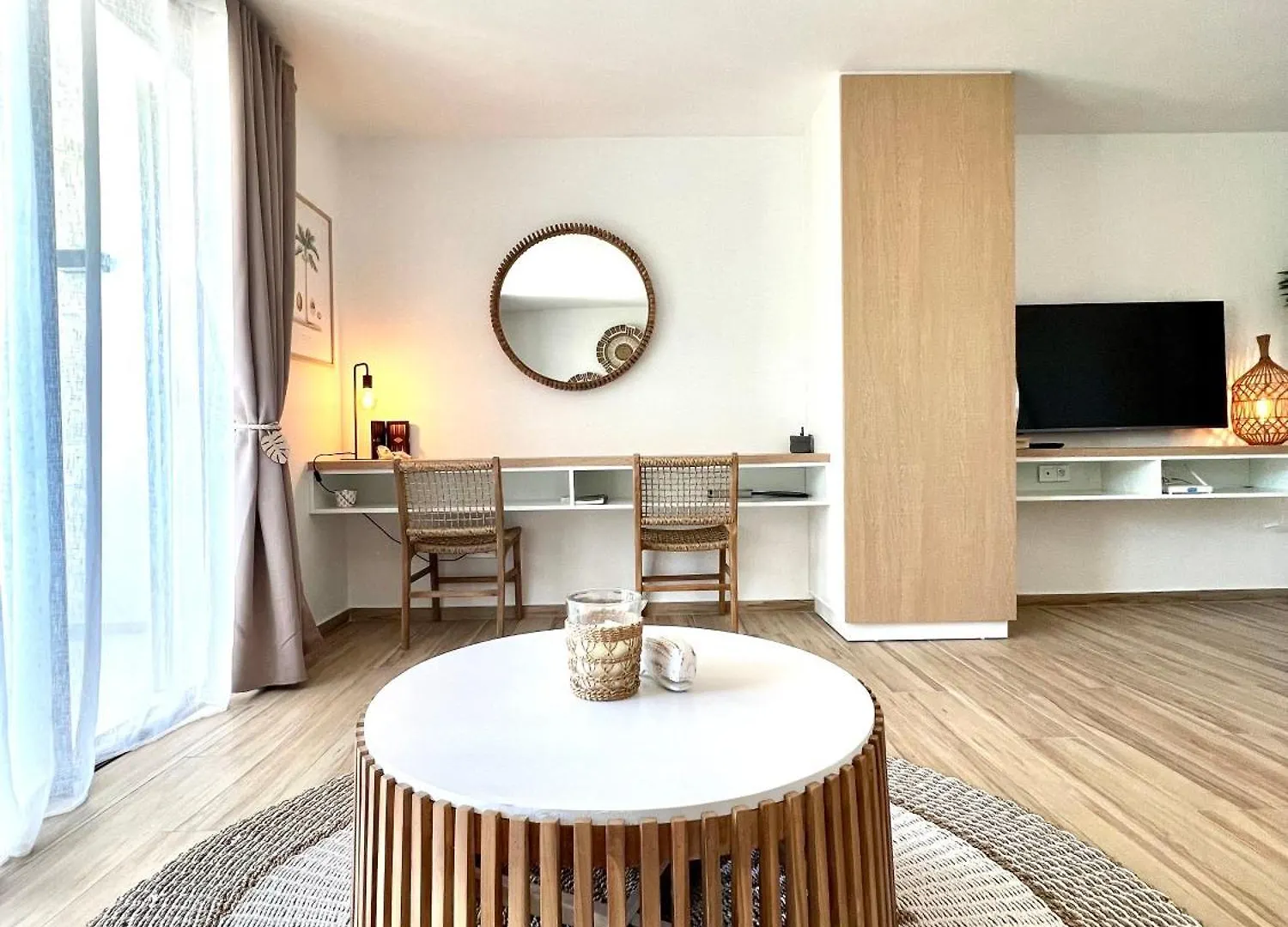 Apartment Spacious Studio With Pool And Beach In Orient Bay Cul de Sac